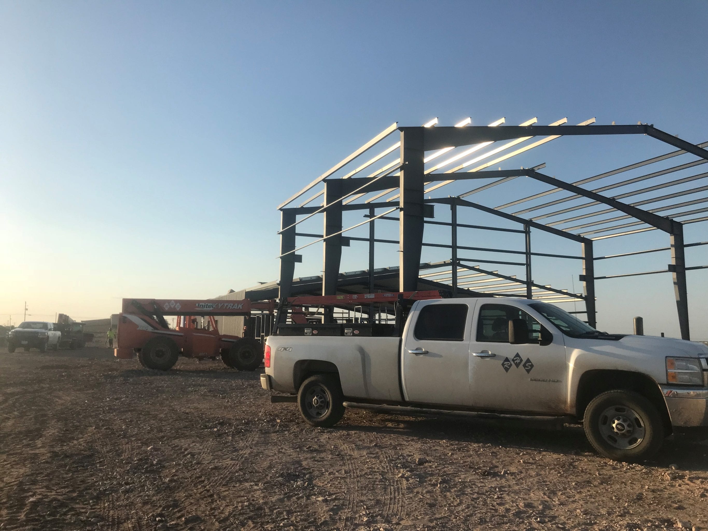 metal building supply and erection services: Commercial Building Contractor in West Texas - RHS Construction Services