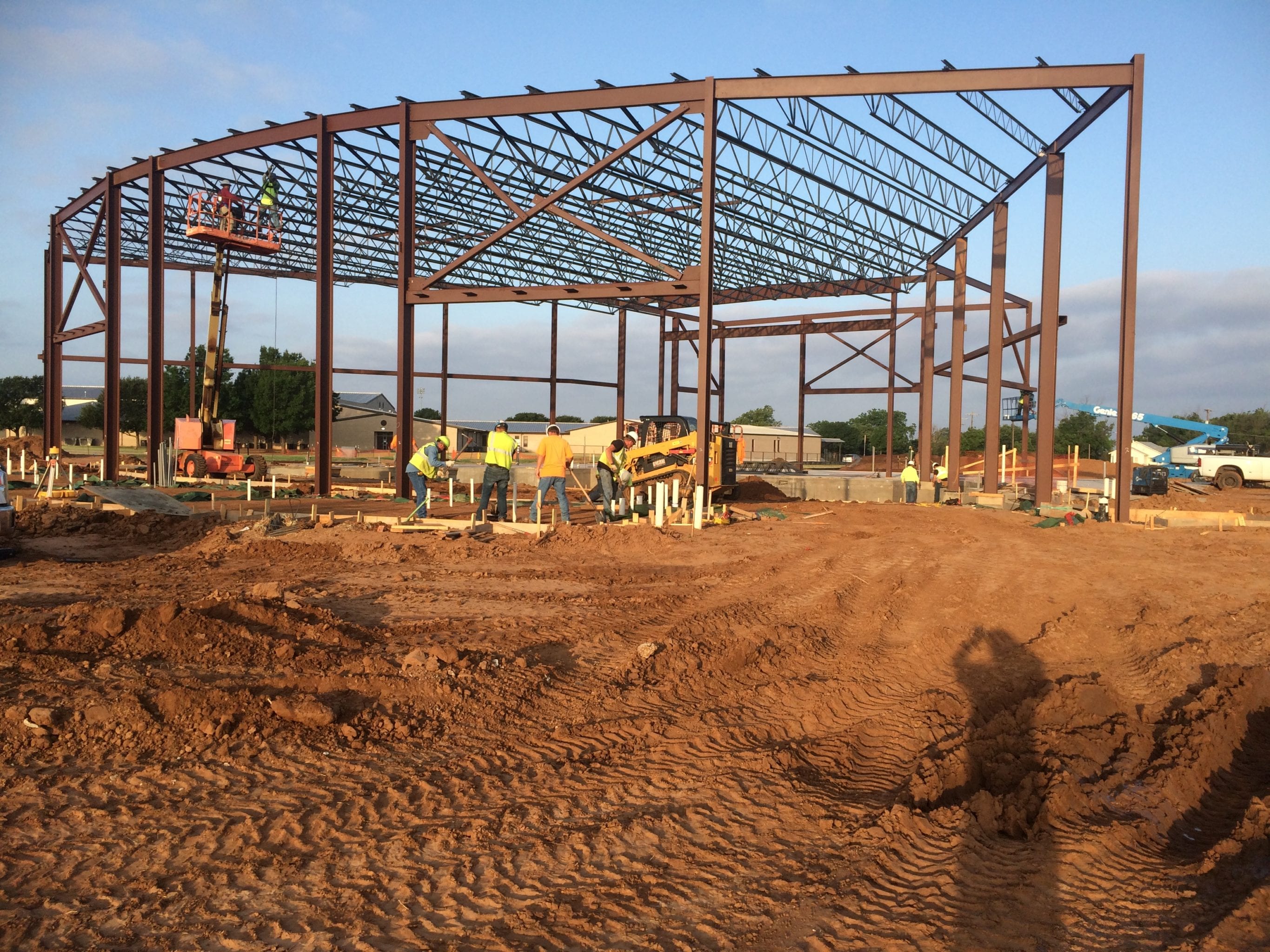 Steel erection services: Commercial Building Contractor in West Texas - RHS Construction Services